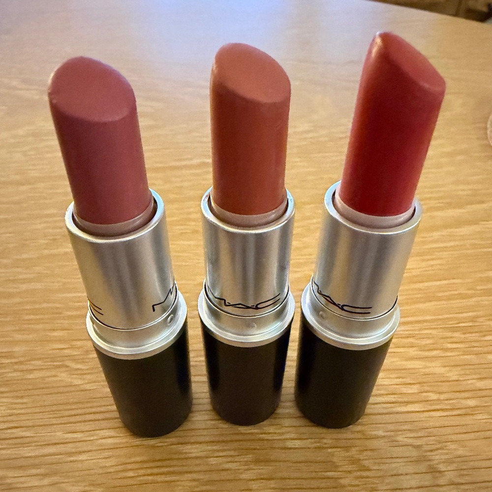 Mac lipstick bundle (brave, kinda sexy, see sheer)